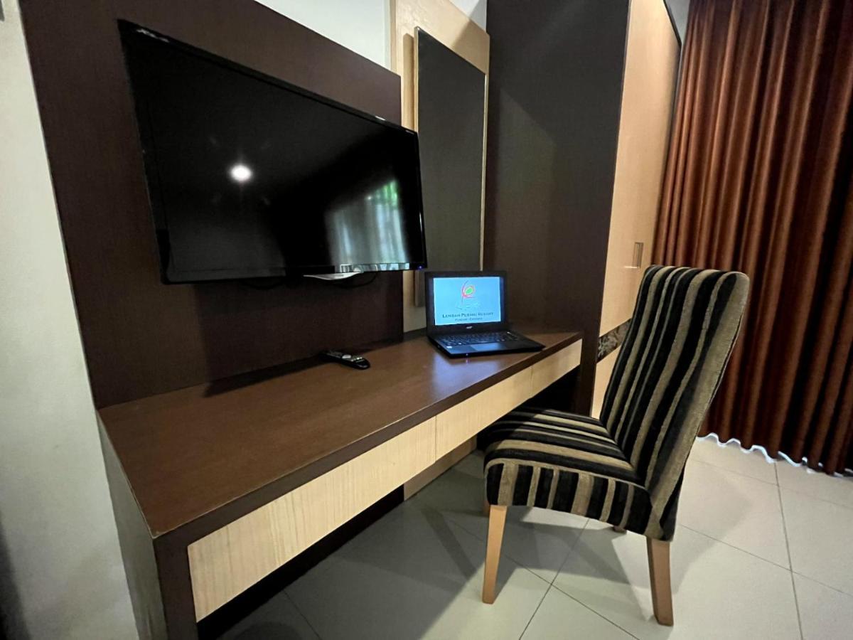 Lembah Permai Resort Sindanglaya Exteriör bild